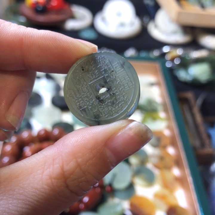 岫玉未镶嵌岫玉挂件