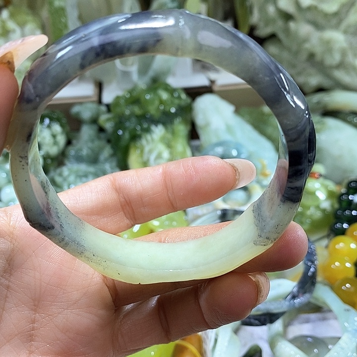 岫玉岫玉60口径未镶嵌