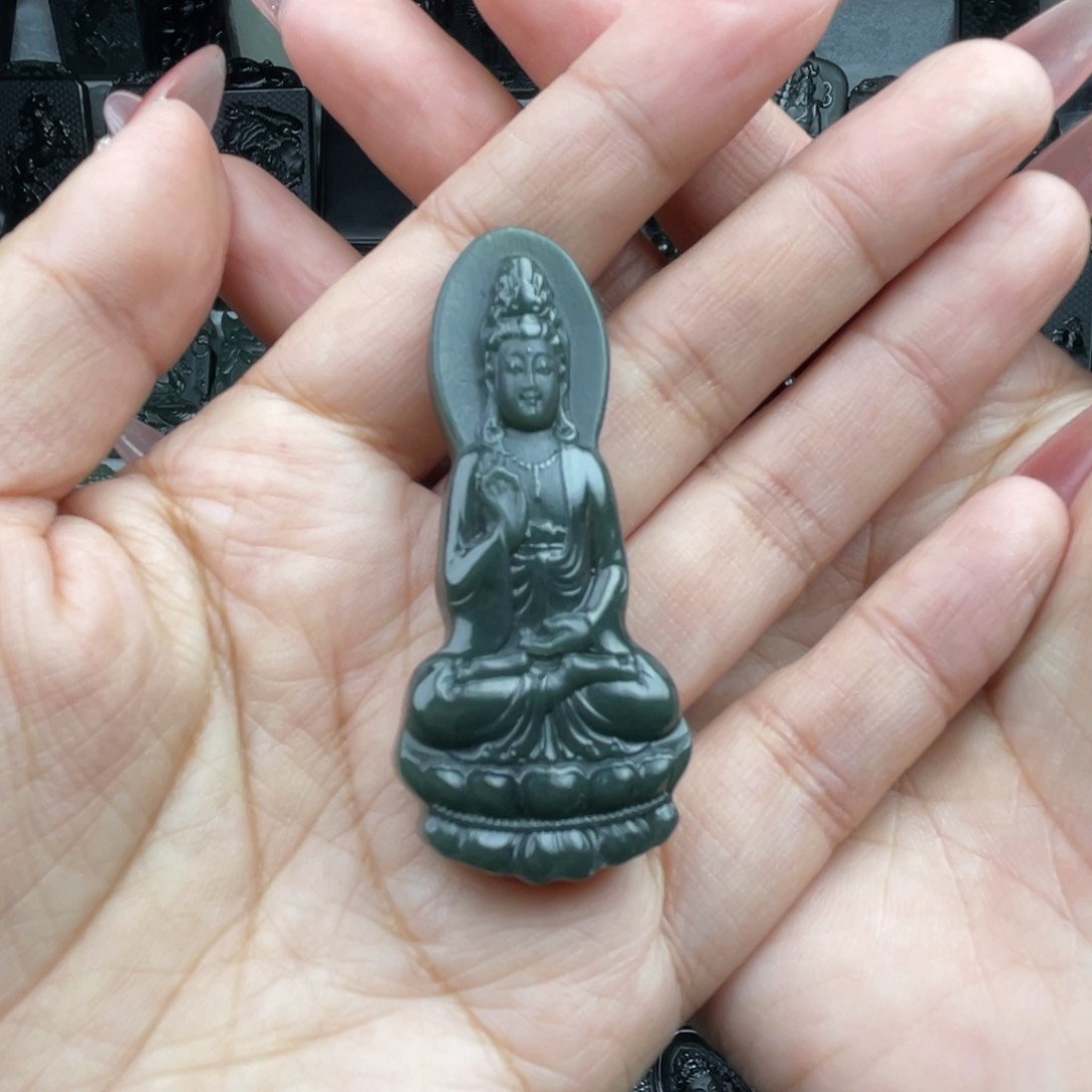 颈饰未镶嵌和田玉田**色