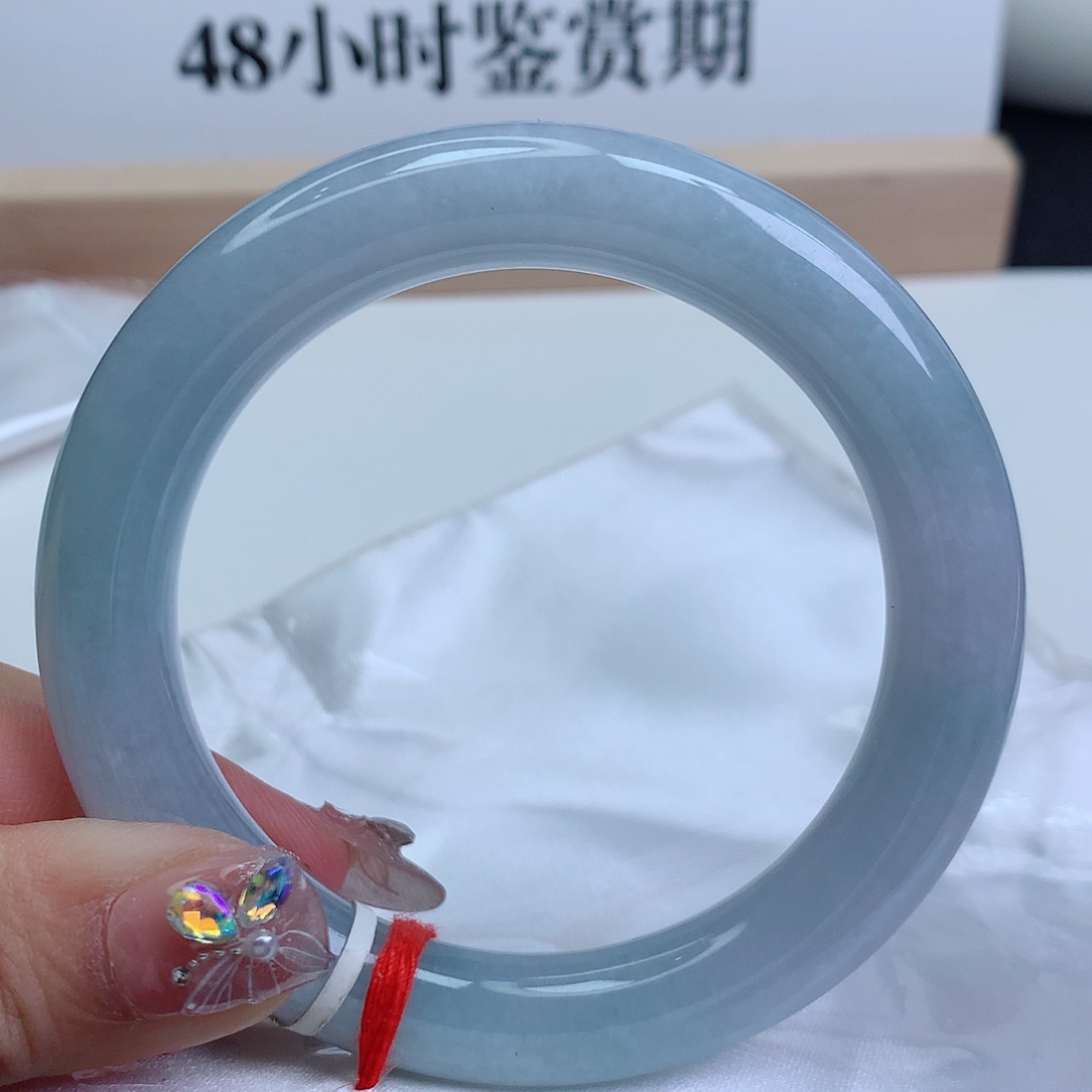 翡翠手镯未镶嵌58.5圈口