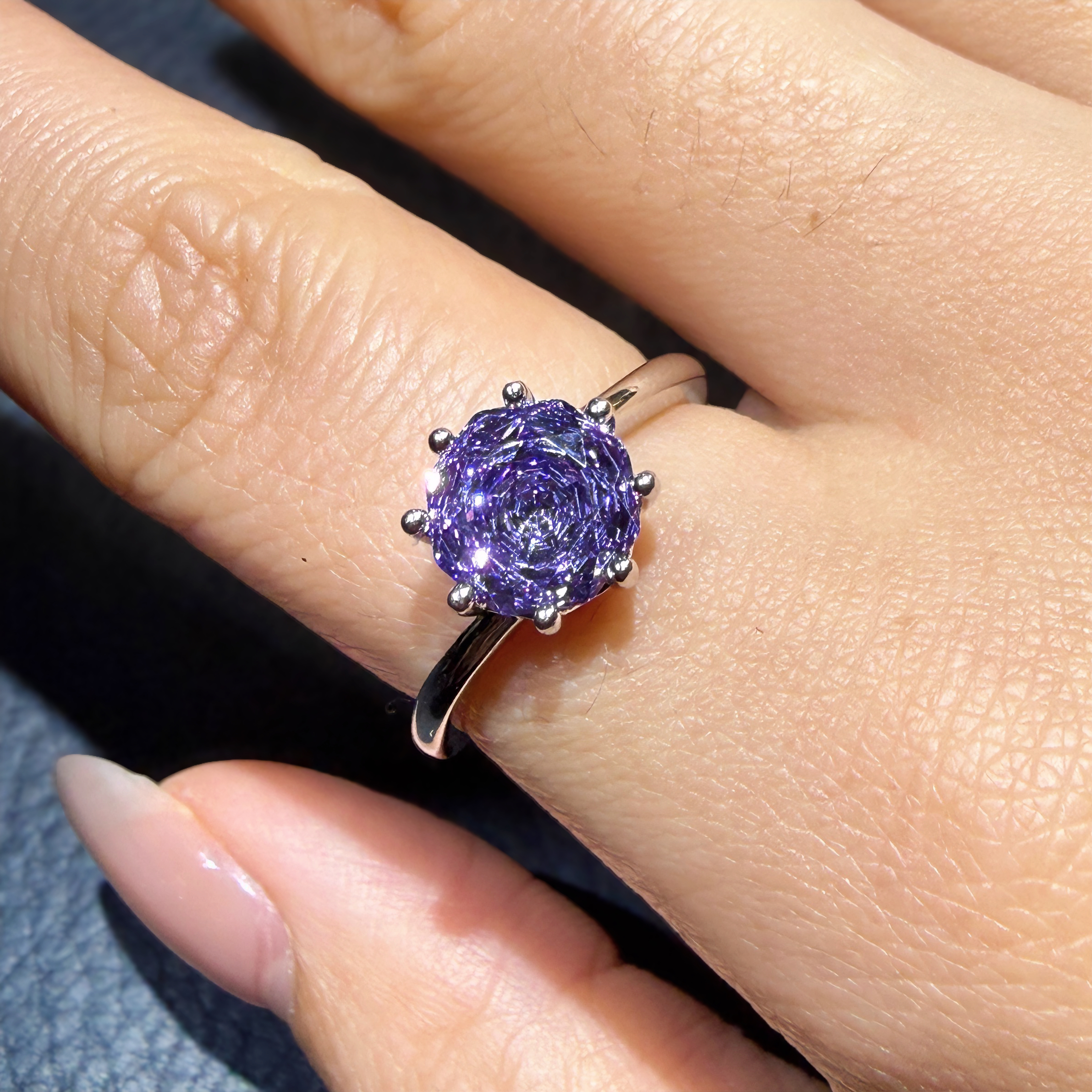  典藏轻奢-高精切紫色宝石戒指YE-498