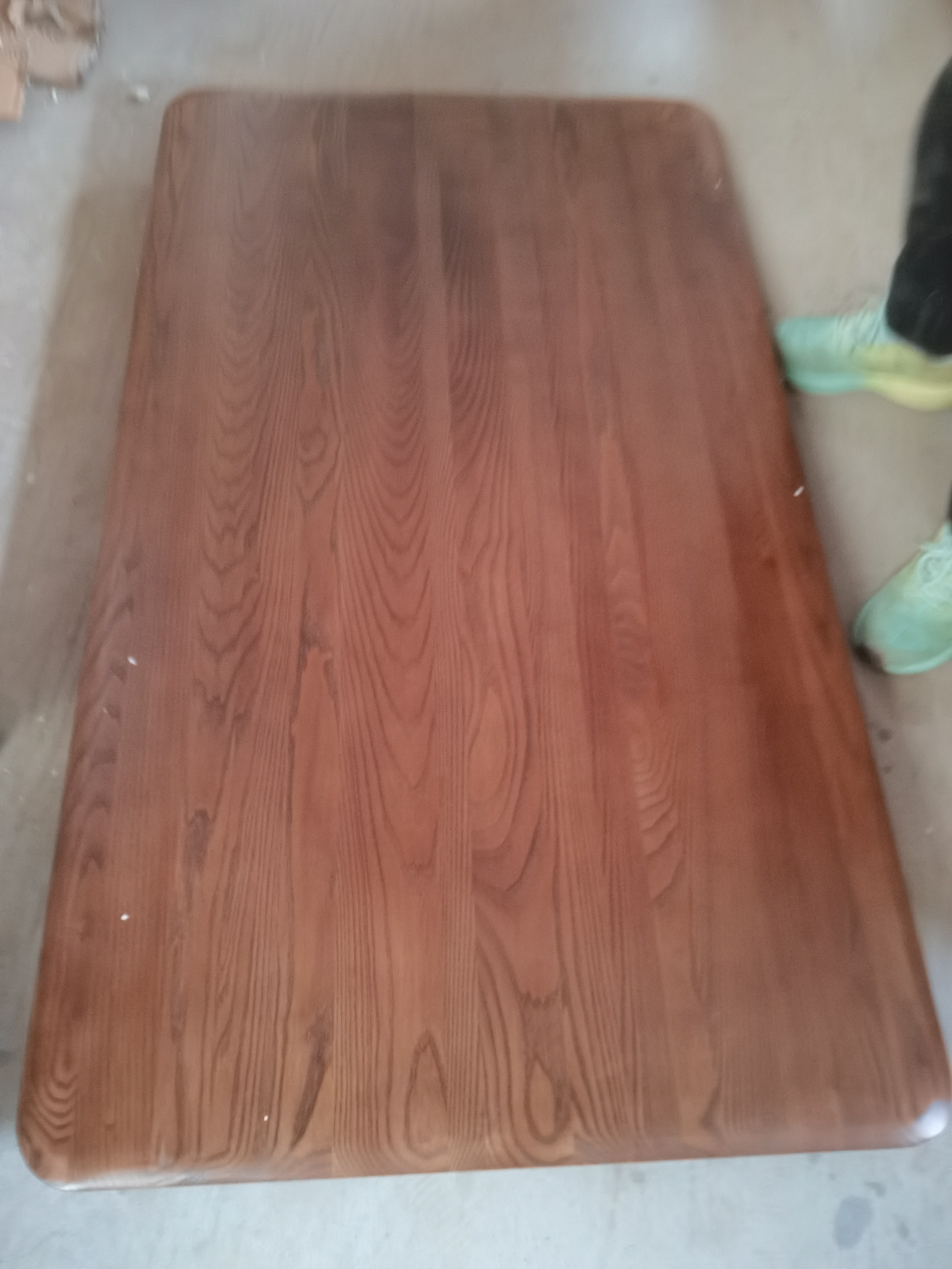 胡桃色餐桌140*80*75