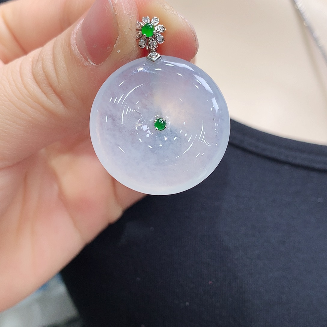 翡翠颈饰18K金镶嵌平安扣