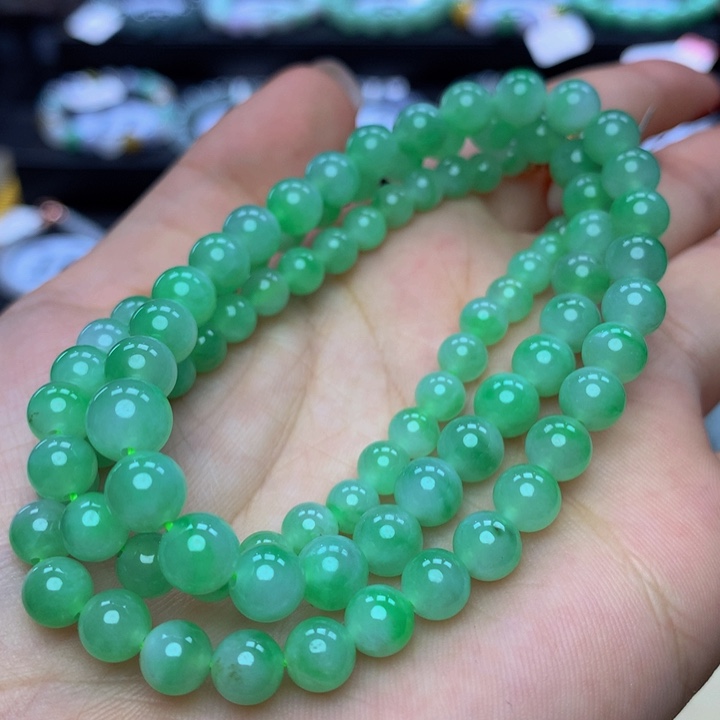 翡翠手链未镶嵌翡翠