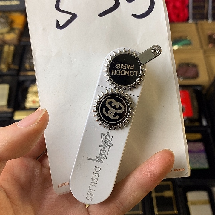 苏***灬53号打火机防风火火