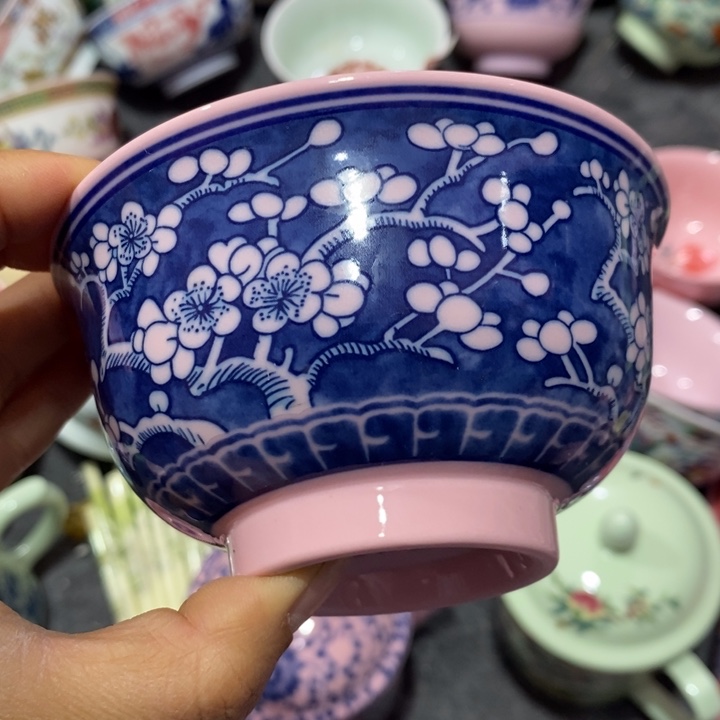 摆件瓷4.5寸红稀土冰梅碗