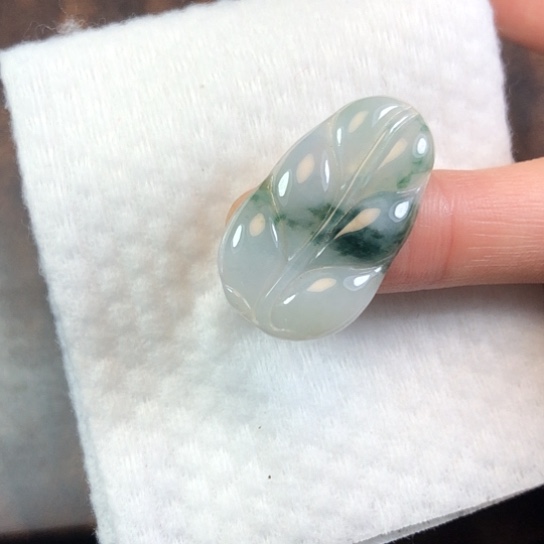 翡翠未镶嵌颈饰缅甸A货，每天下午1点半开播