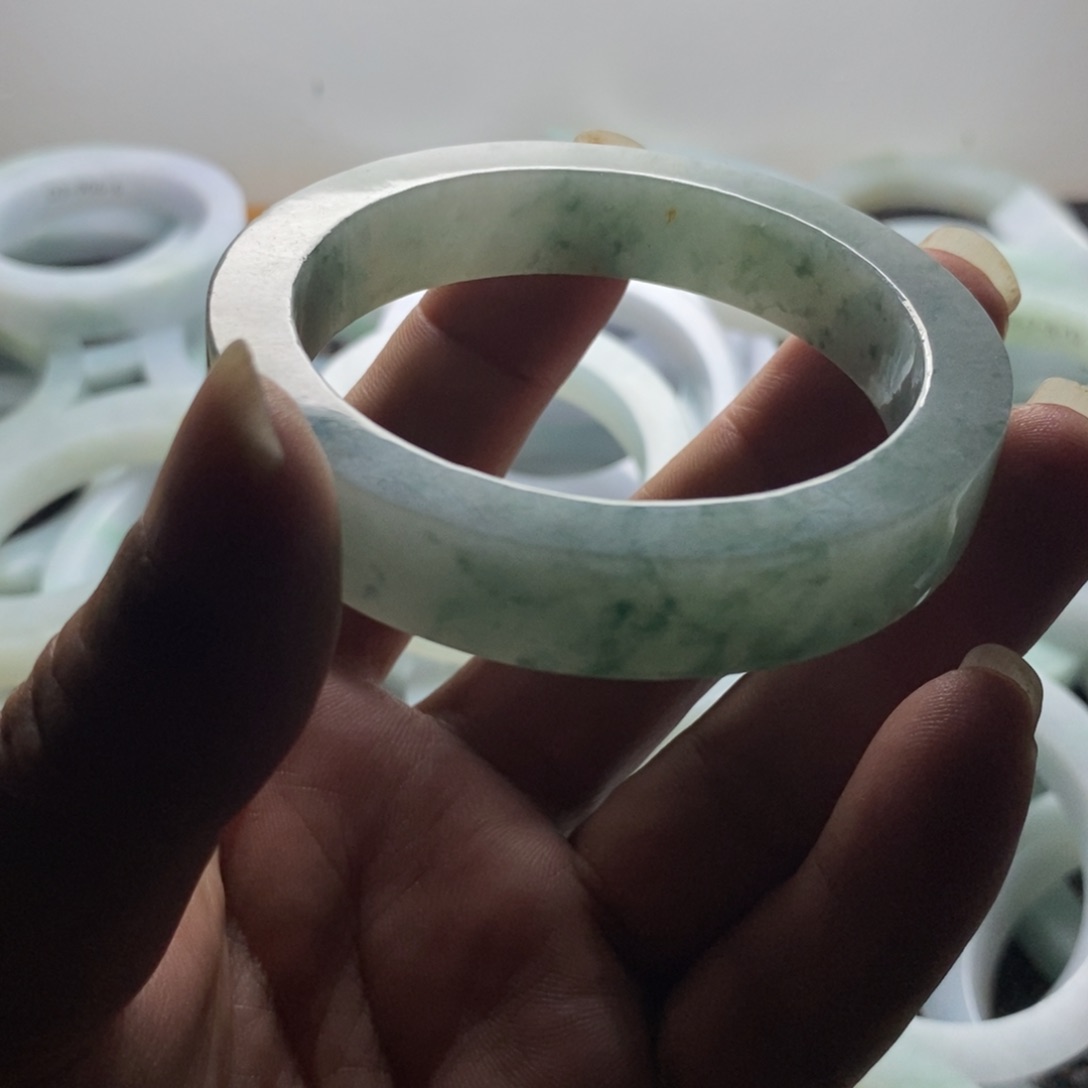 未镶嵌　定制翡翠那****办