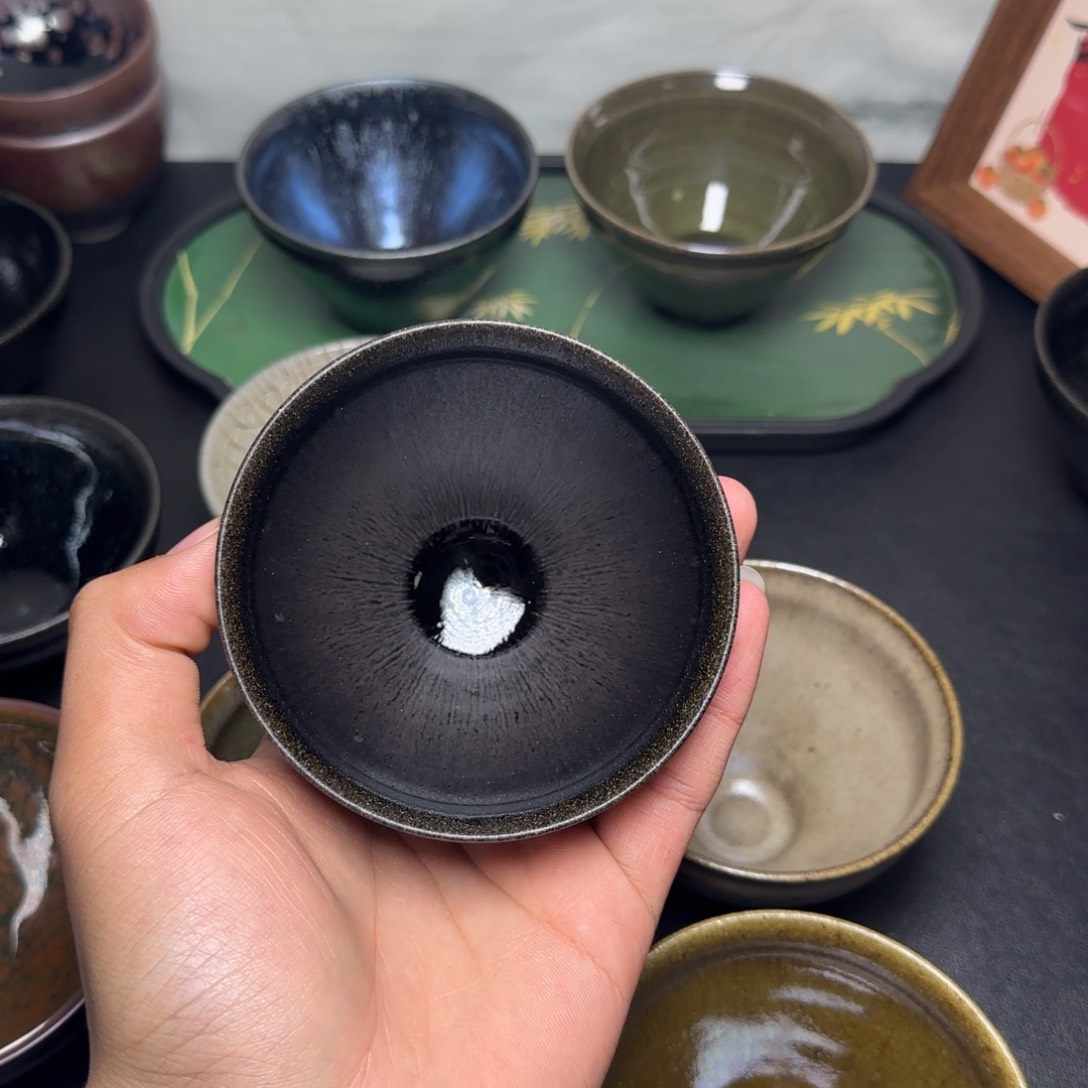 茶盏往**烟喔及沤哦哟都