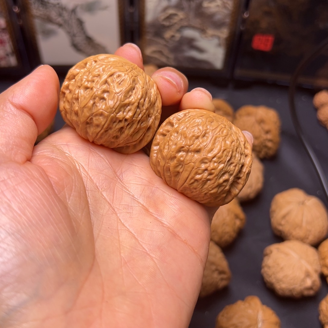 文玩核桃吊坠38尺铁锤妹妹