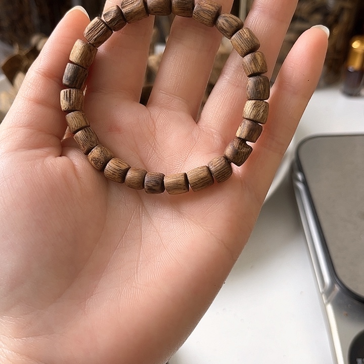 沉香木手串随性桶珠（多样性发一）