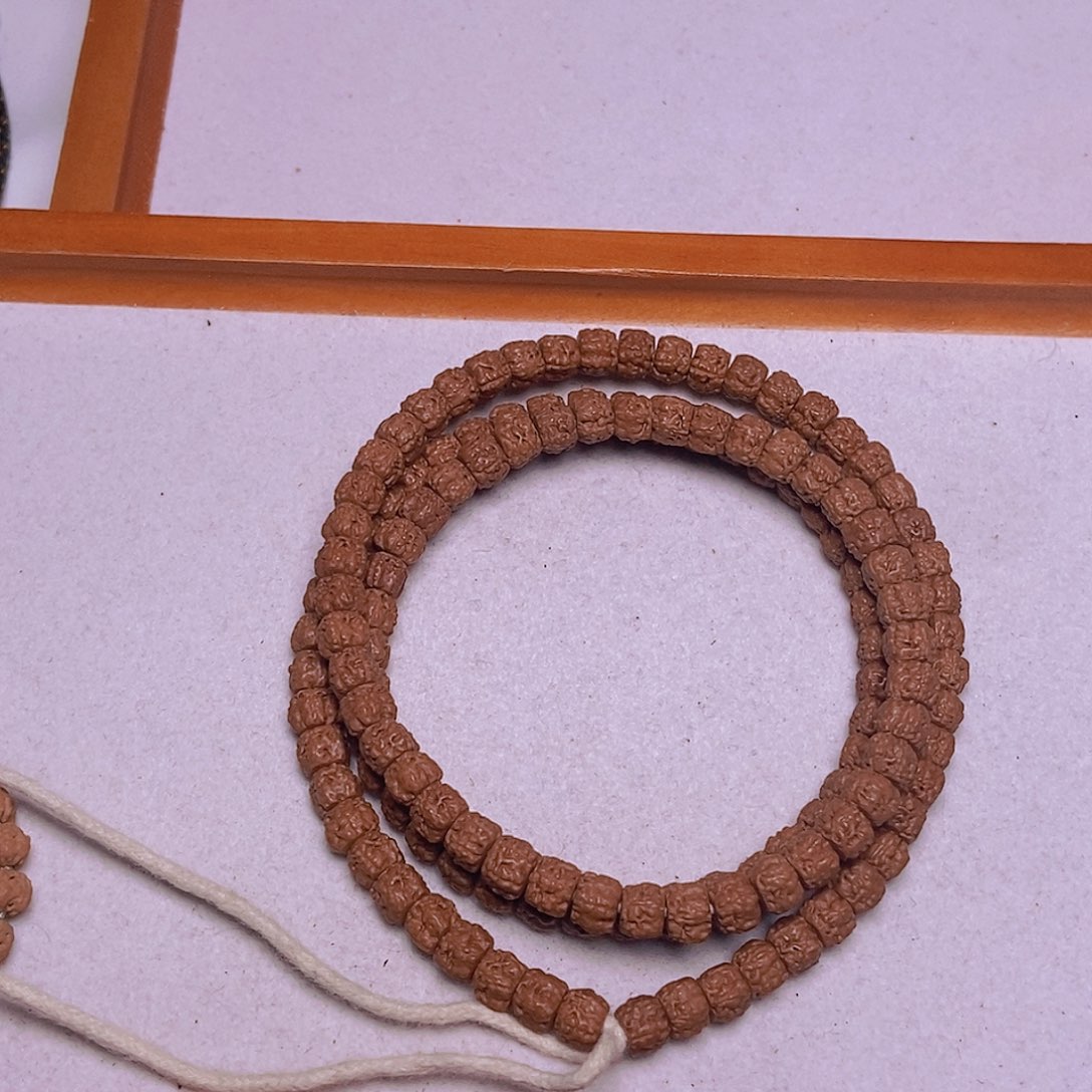 -***金刚菩提吊坠龙切108