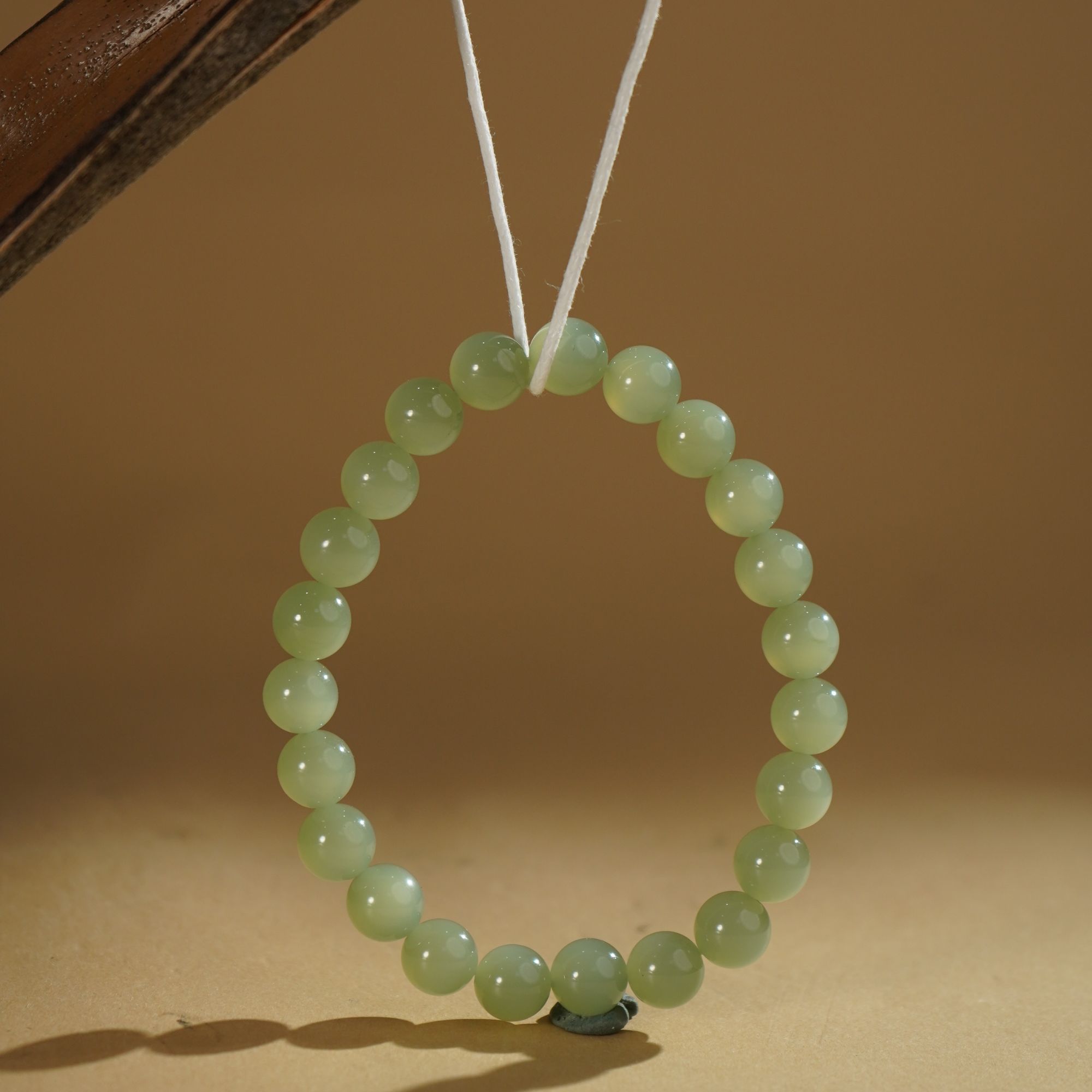 HE50029和田玉黑阳洞冰底猫眼手串