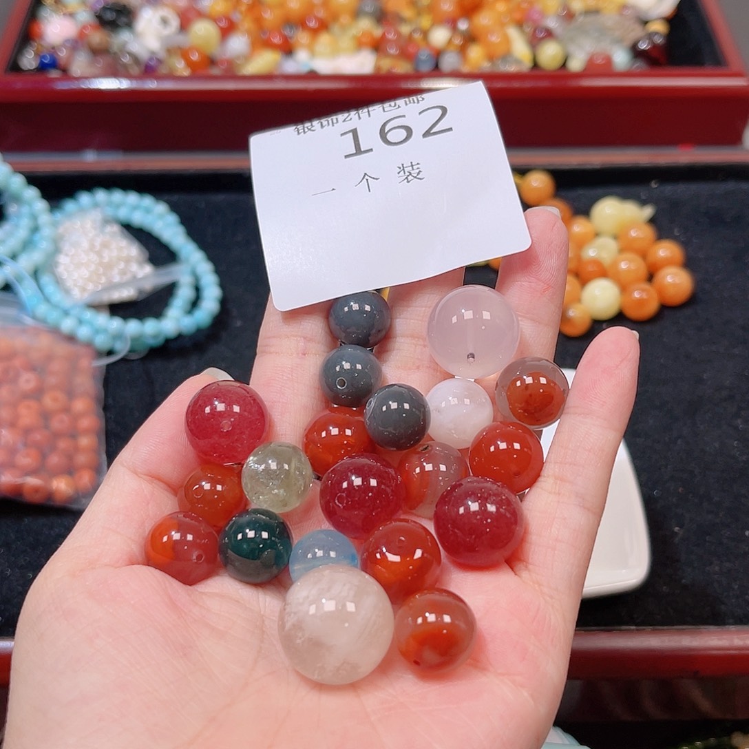 未镶嵌水晶珠宝半成品162 。        