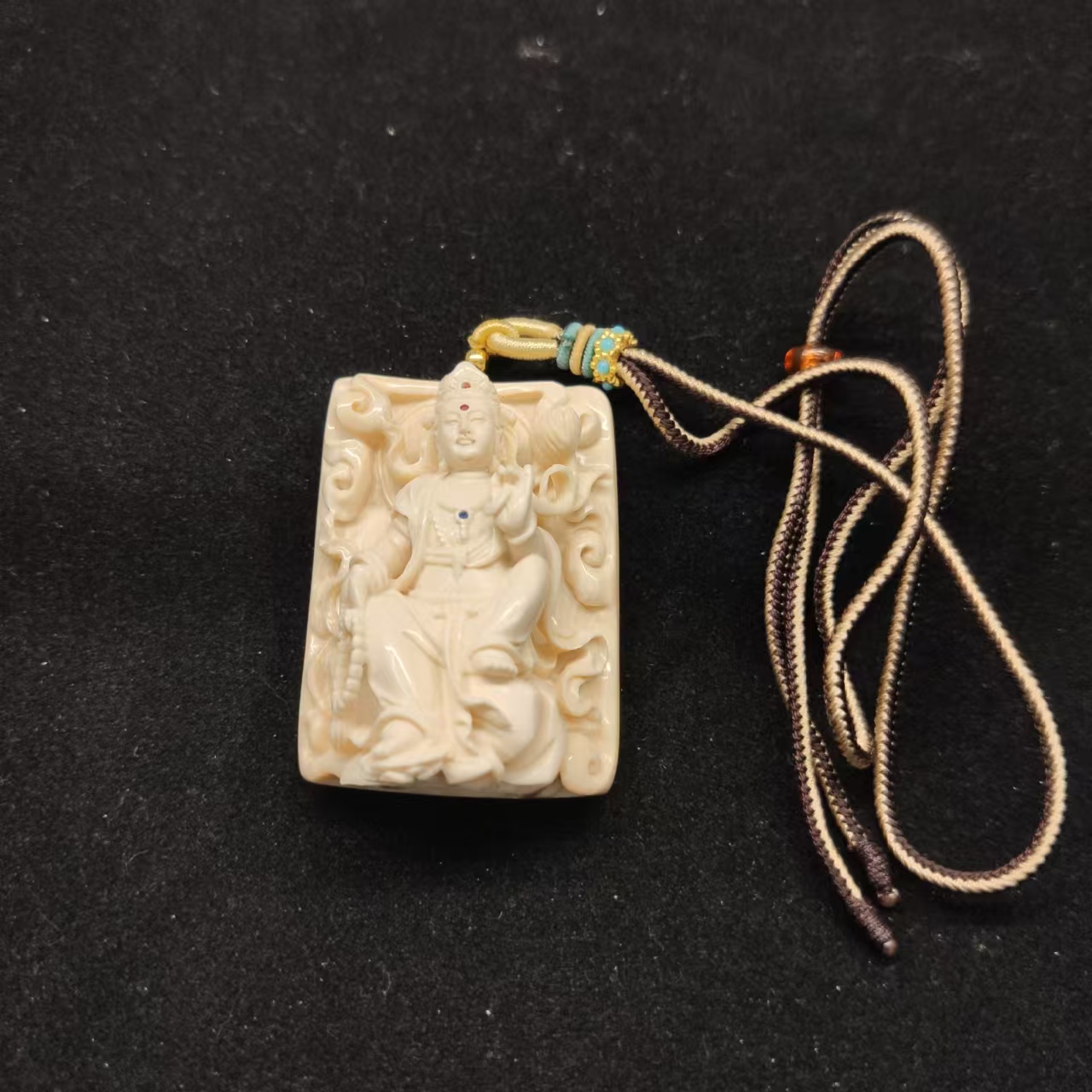 【吴】A00968 观音吊坠猛犸牙工艺品