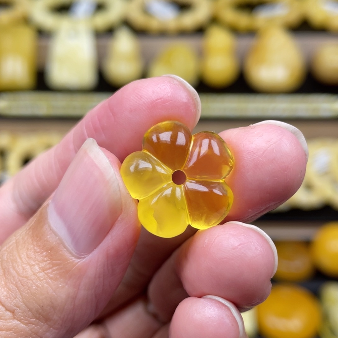 琥珀裸石未镶嵌琥珀蜜蜡