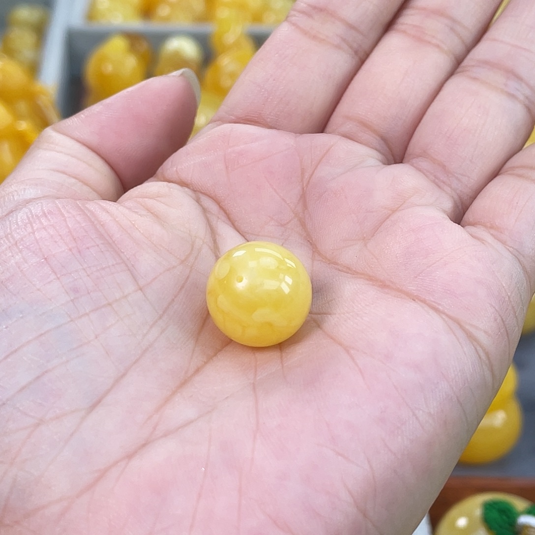 琥珀未镶嵌珠宝奇石微瑕h5