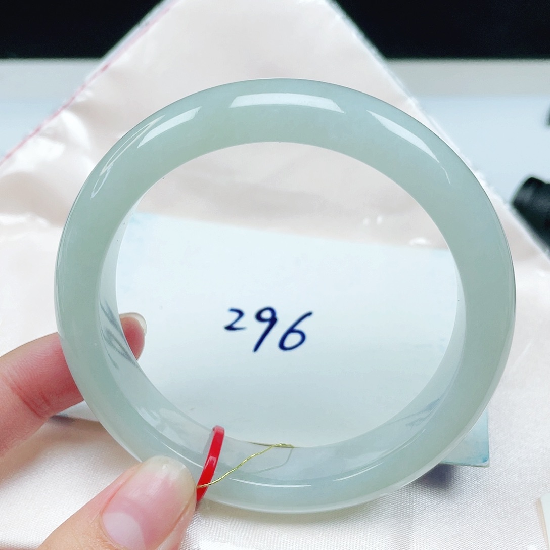 翡翠未镶嵌手镯正圈57.2