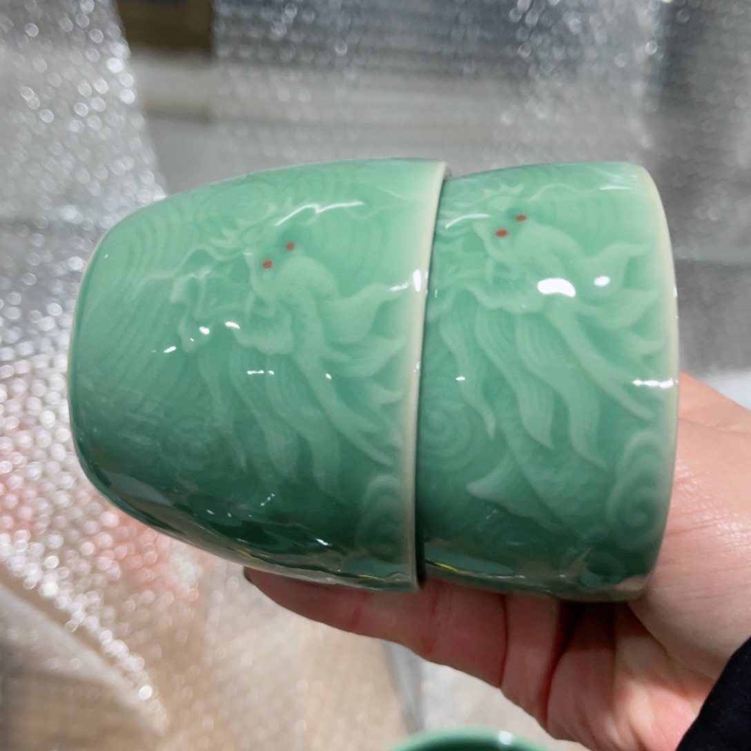 瓷片哈哈哈哈哈哈哈哈呵呵呵