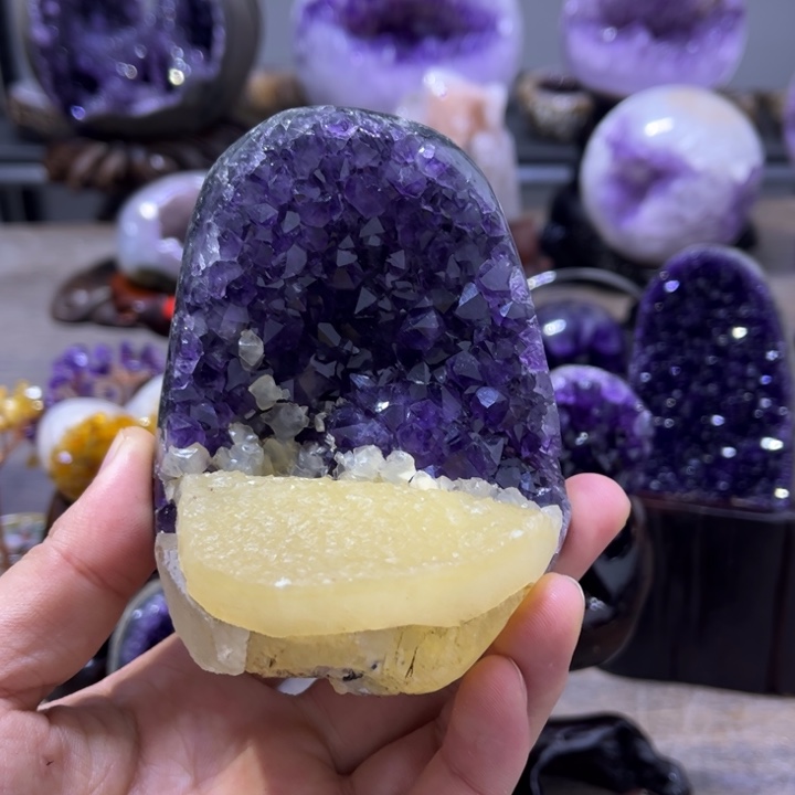 水晶摆件未镶嵌摆件