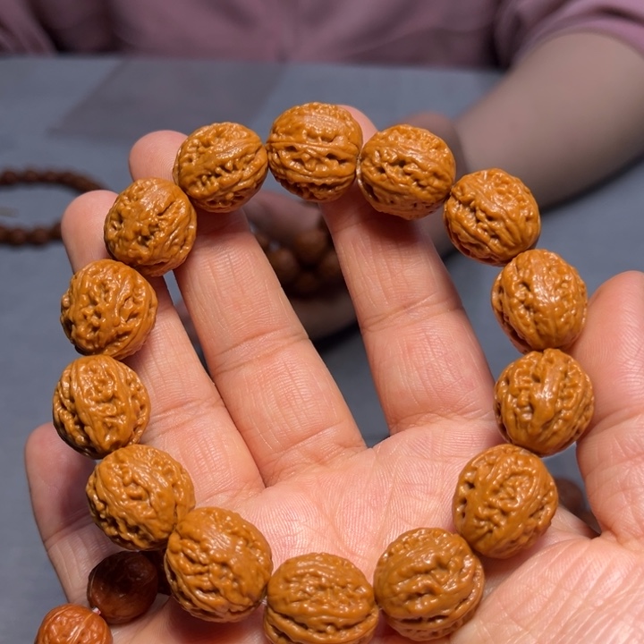 文玩核桃把件八棱手串9050