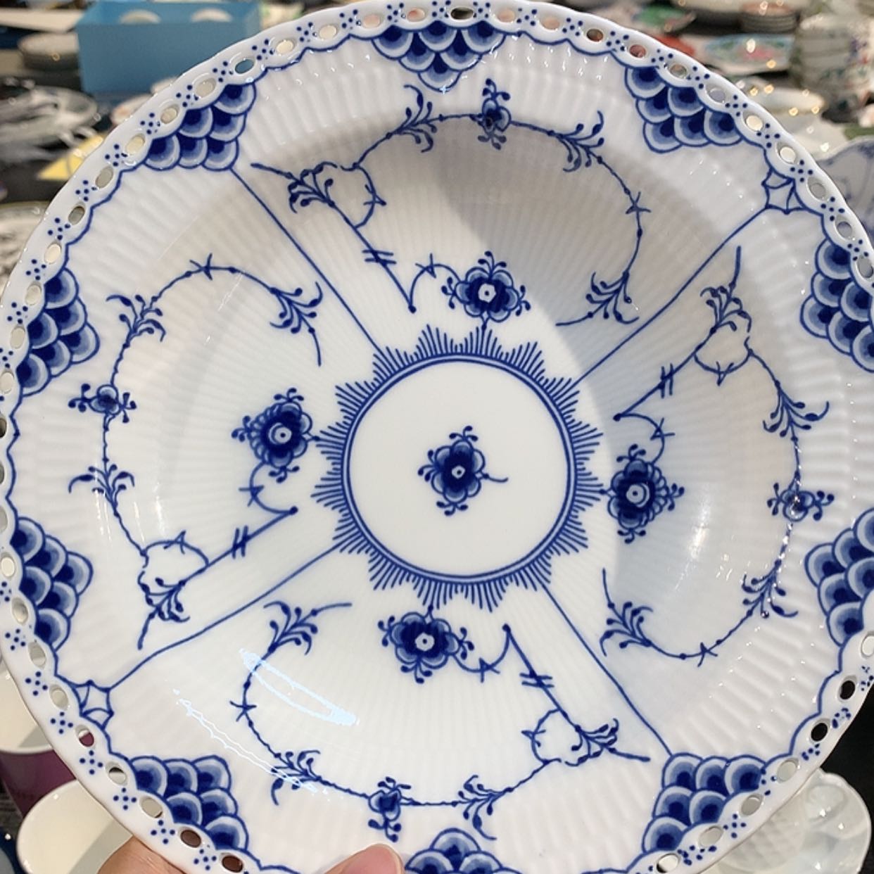 【闪购商品】瓷片一个深盘