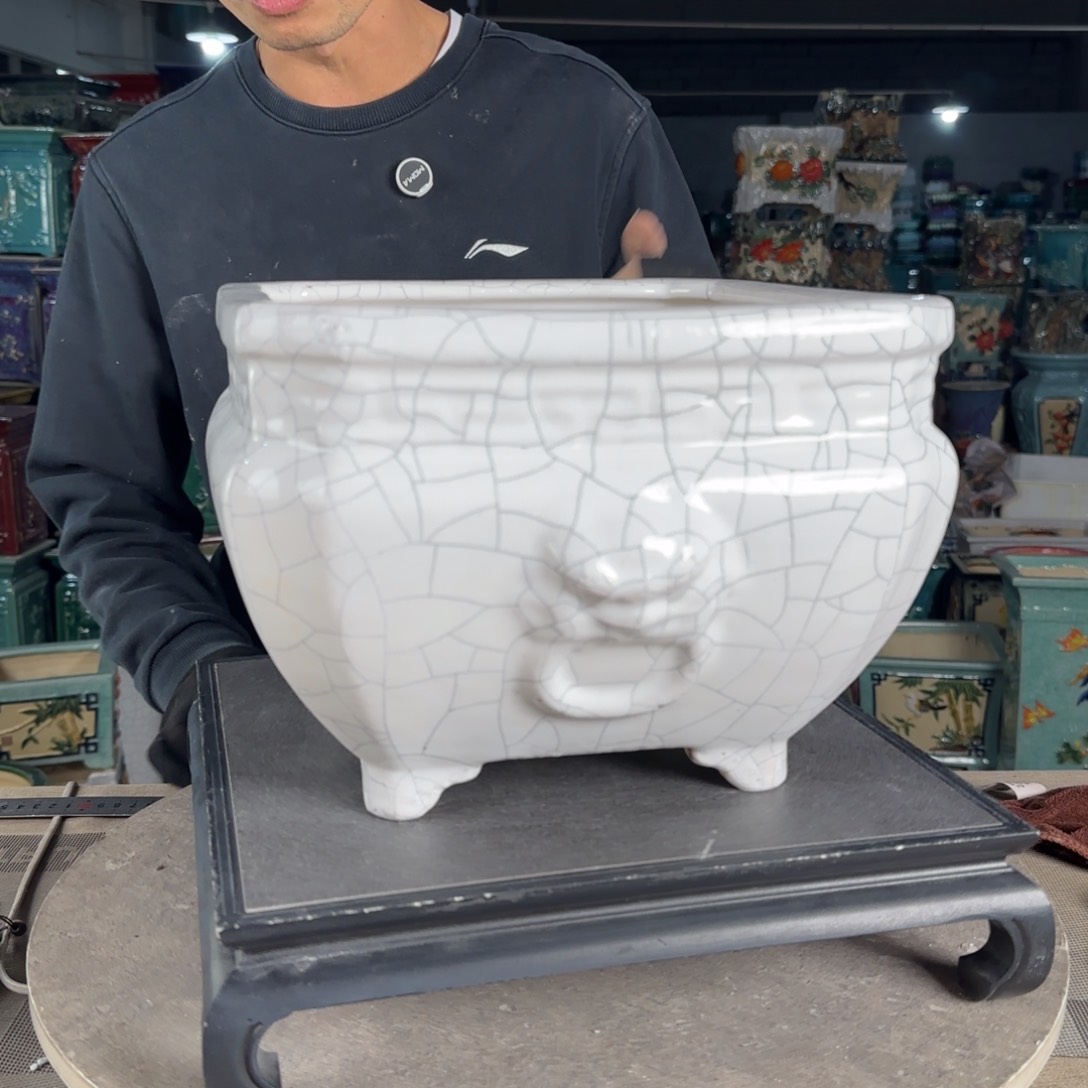 一风堂石湾花盆。