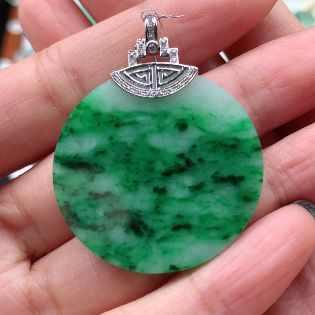 翡翠吊坠(不含链)18K金镶嵌无事牌