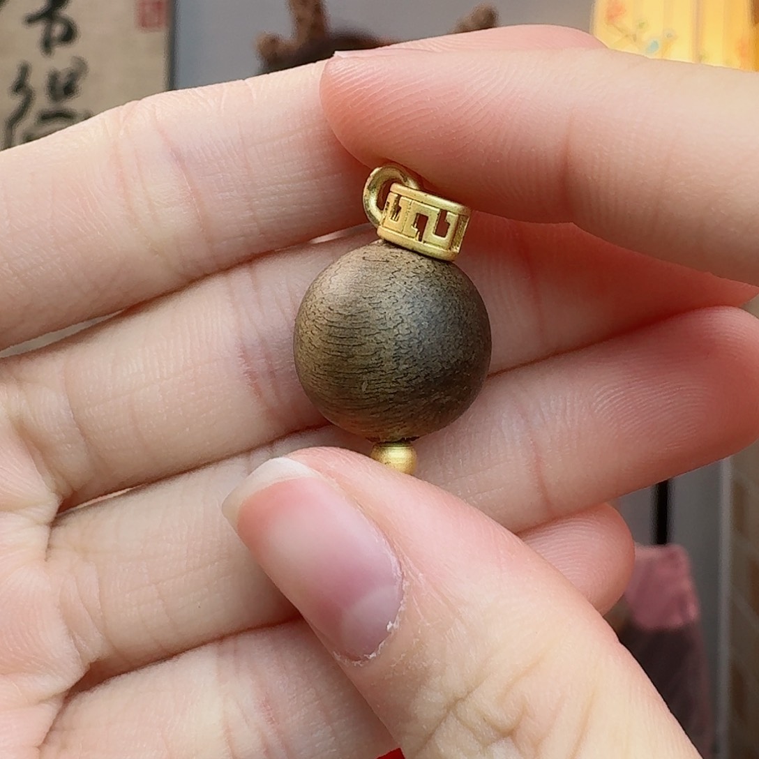 沉香吊坠海南尖峰岭虫漏单珠