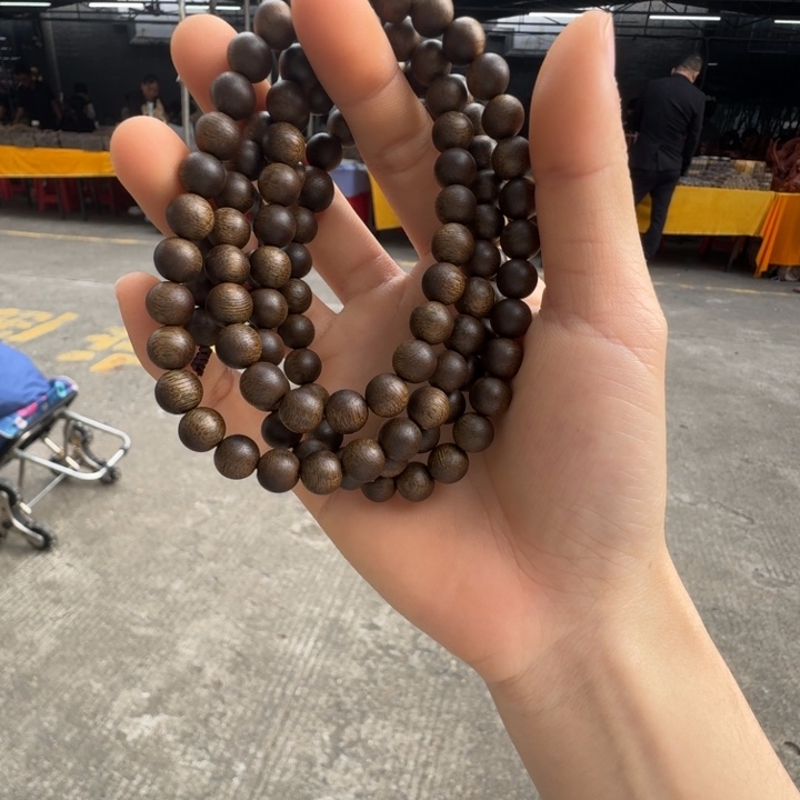 沉香碎屑沉香海南莺歌绿0.8大26克➕沉香碎屑多样性