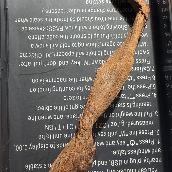 沉香沉香枕富森红土沉水4.7克