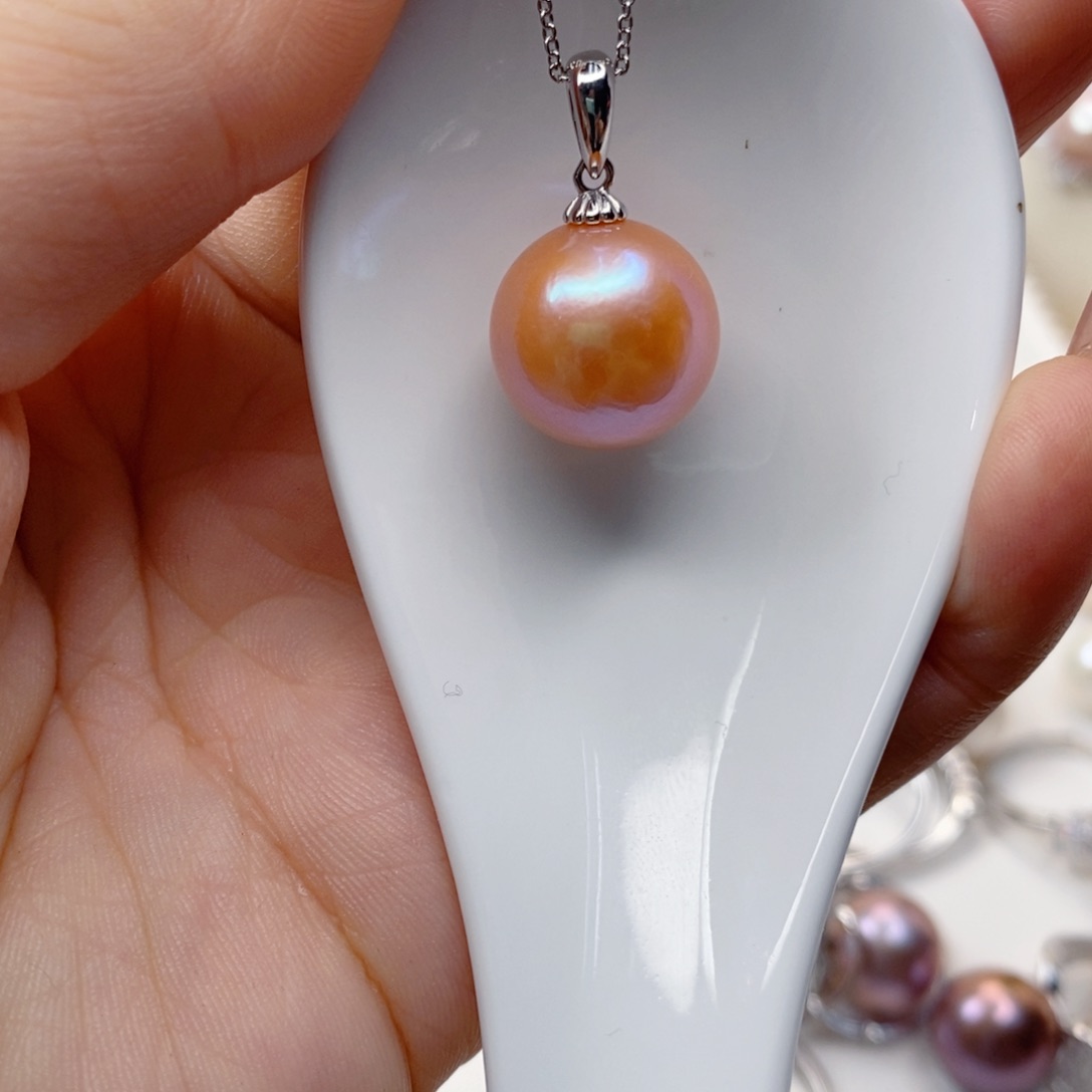 淡水珍珠吊坠(赠链)银S925镶嵌