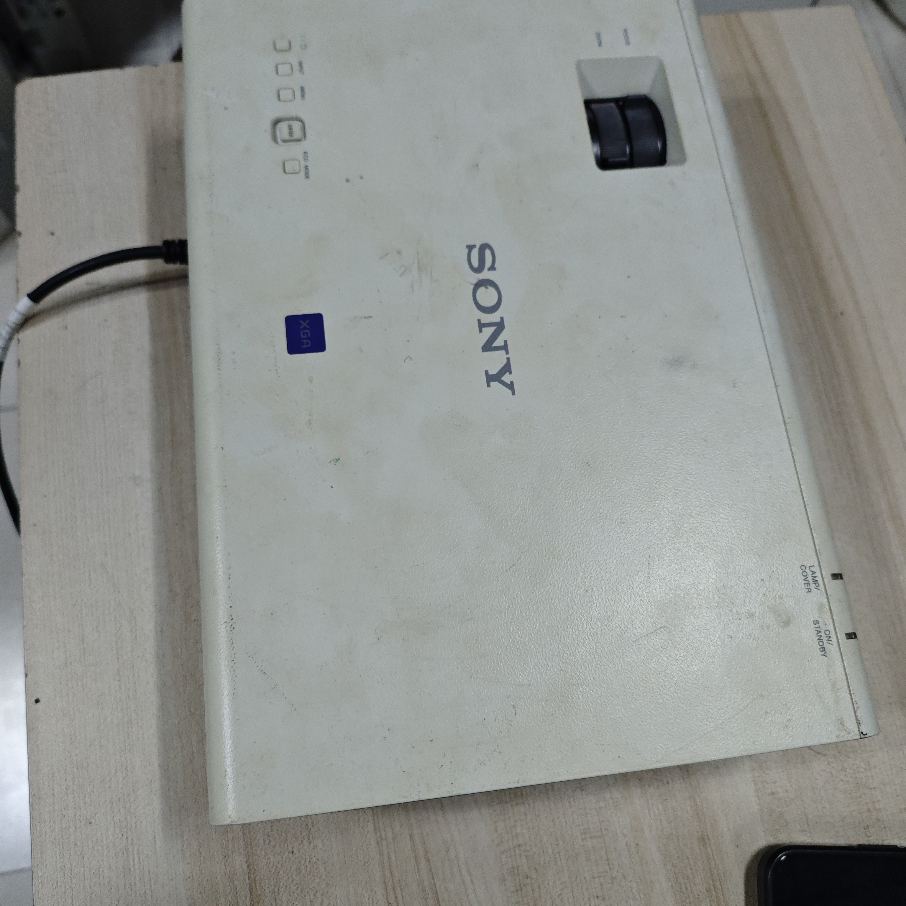 高清长焦投影仪运费到付