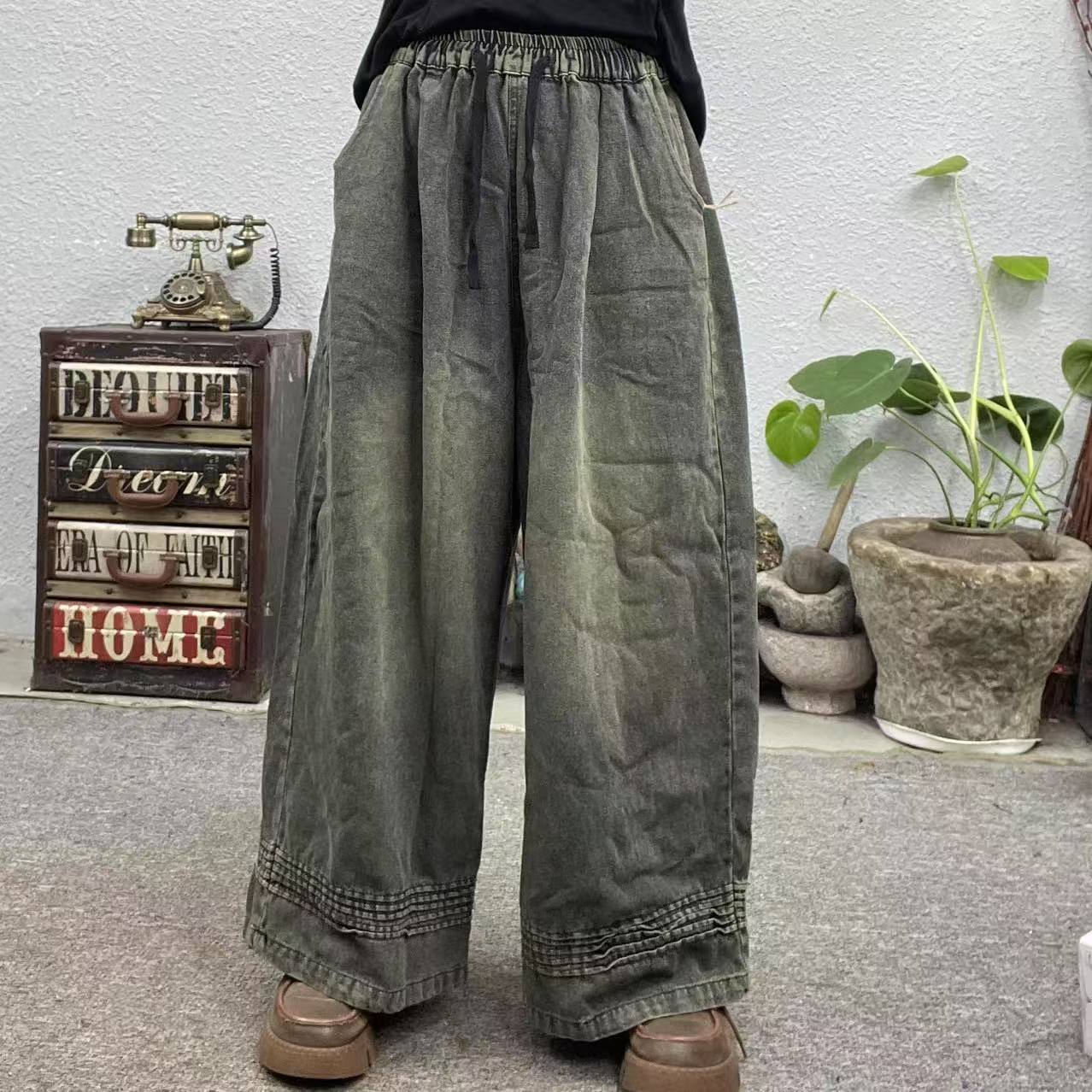 2620066-1复古蓝裤脚蛋糕边炒色阔腿牛仔裤（长94臀围130脚口68