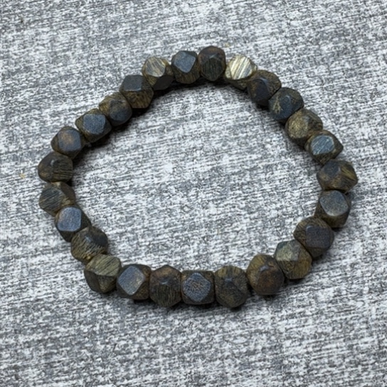 沉香手串绿棋钻石珠串0.7/6.5