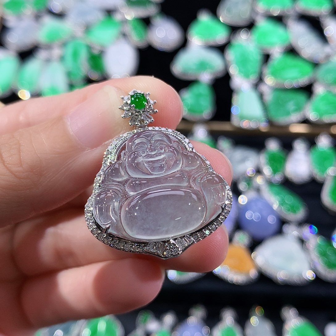 翡翠18K金镶嵌颈饰