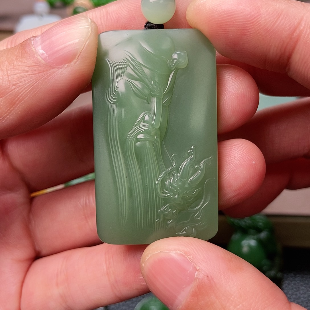 和田玉（碧玉）颈饰未镶嵌t****d