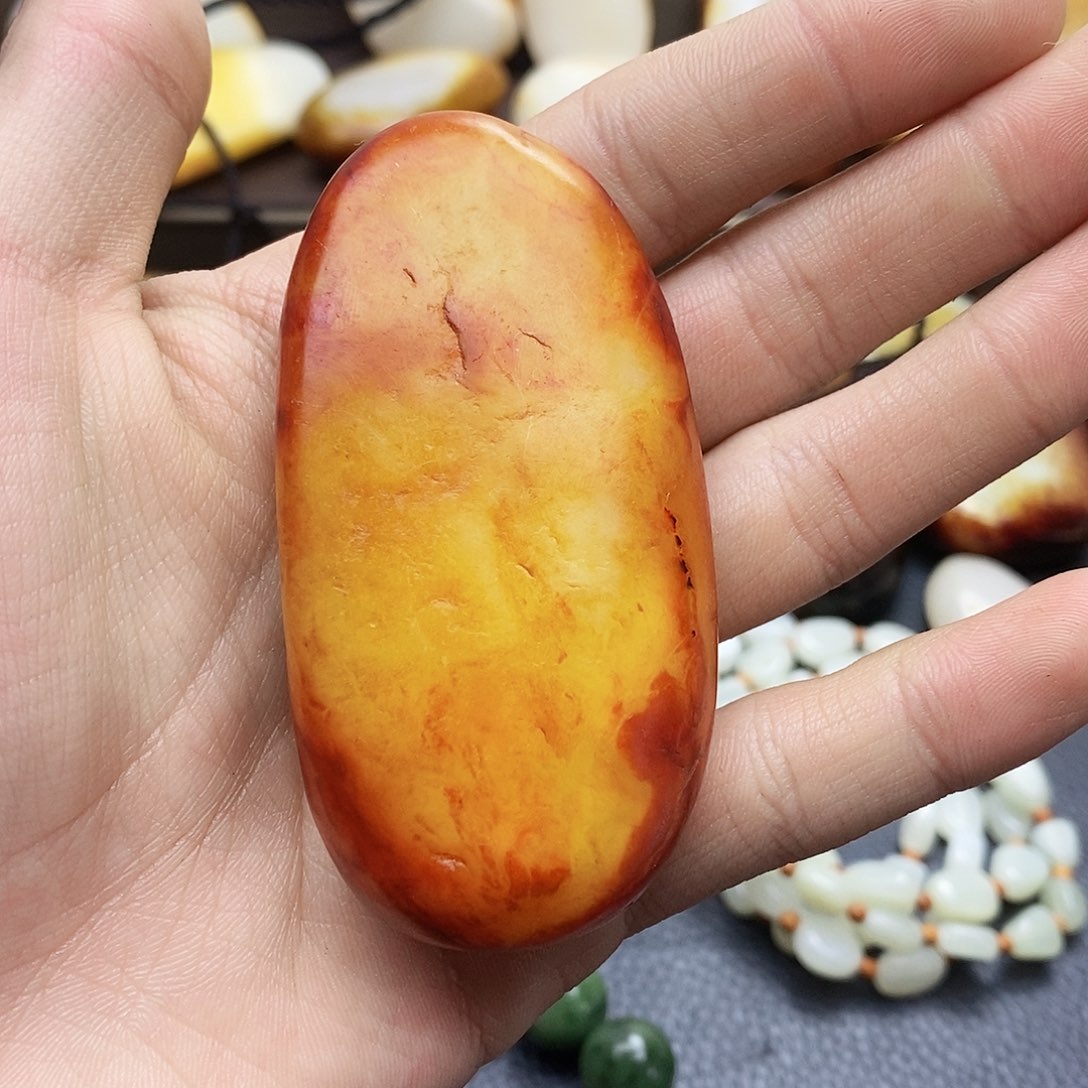 和田玉（糖玉）未镶嵌挂件