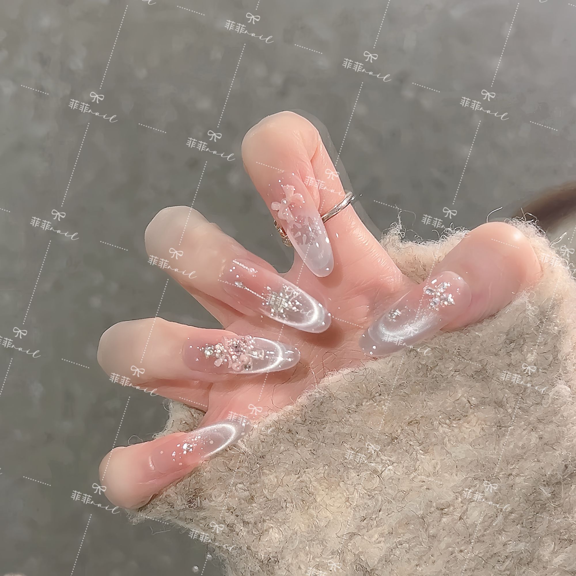 【雪夜极光】时尚清新纯欲高级感成品穿载式手工美甲显白气质