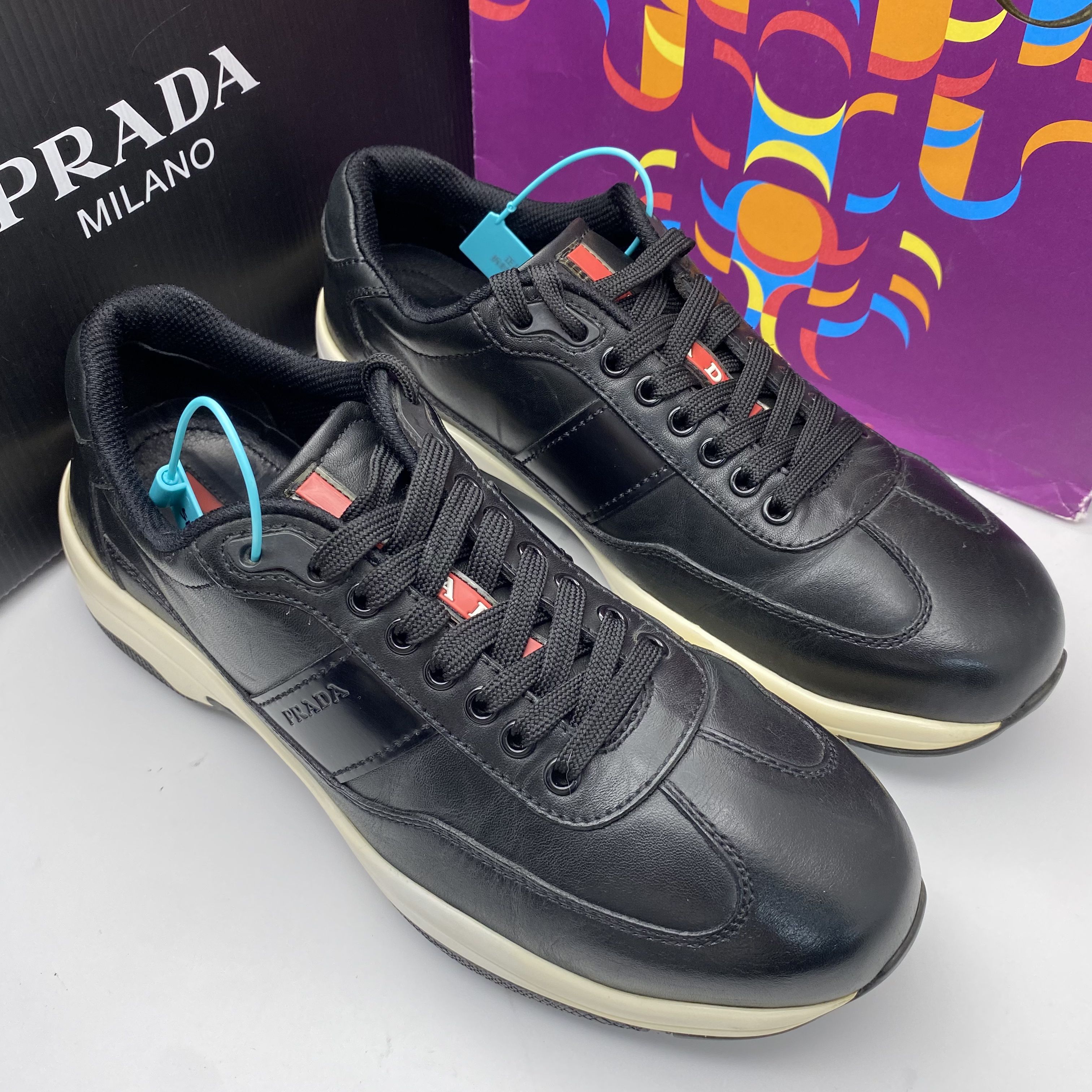 95新 Prada/普拉达 41欧码/黑色皮面厚底休闲运动鞋