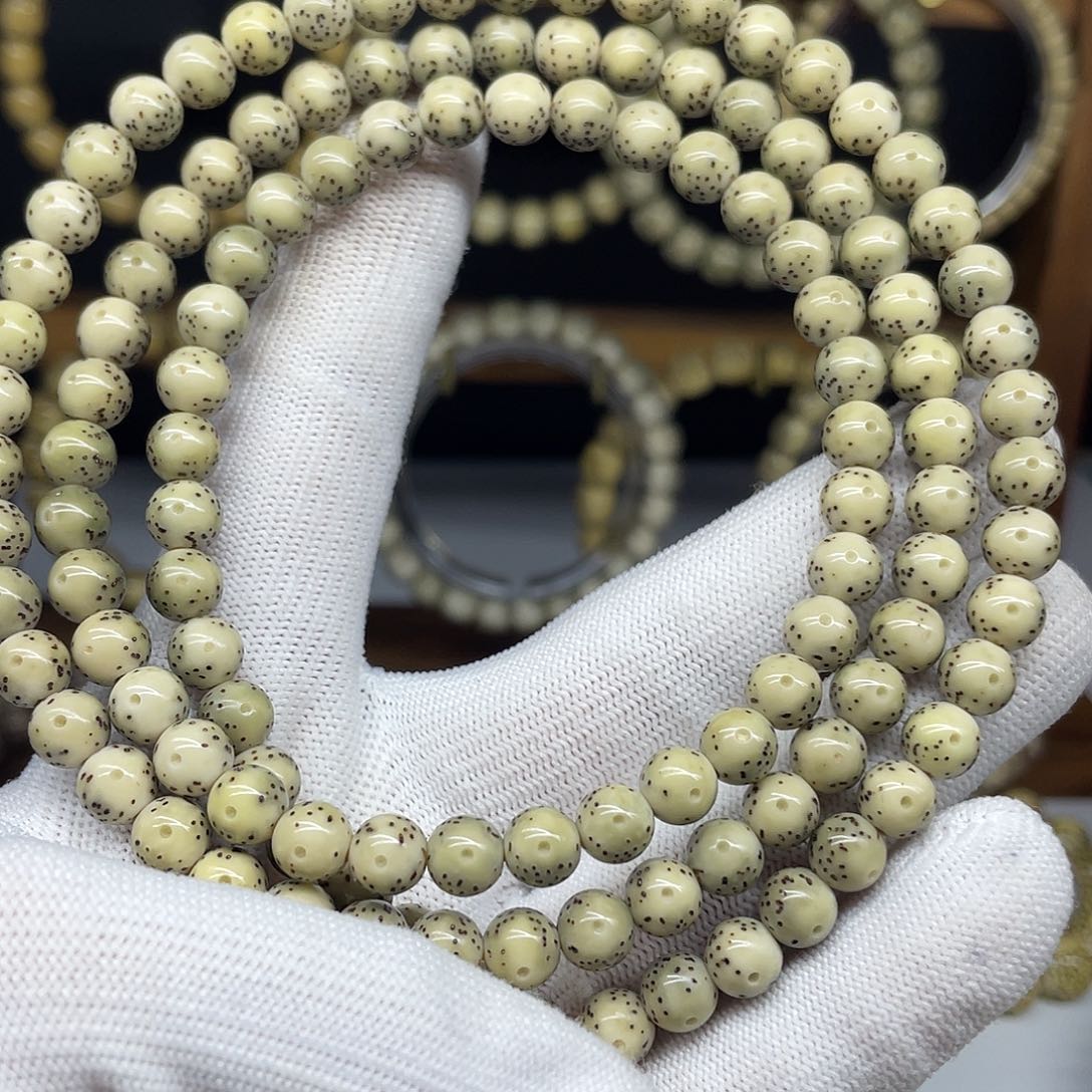 凤***姐手串星月菩提7圆珠，大眼睛