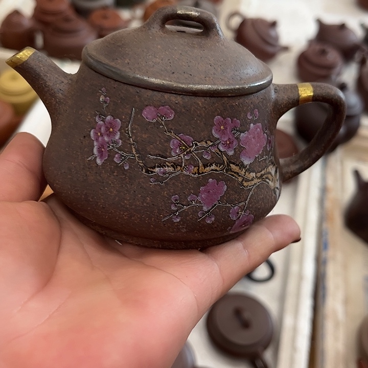 紫砂茶壶瑕疵………………