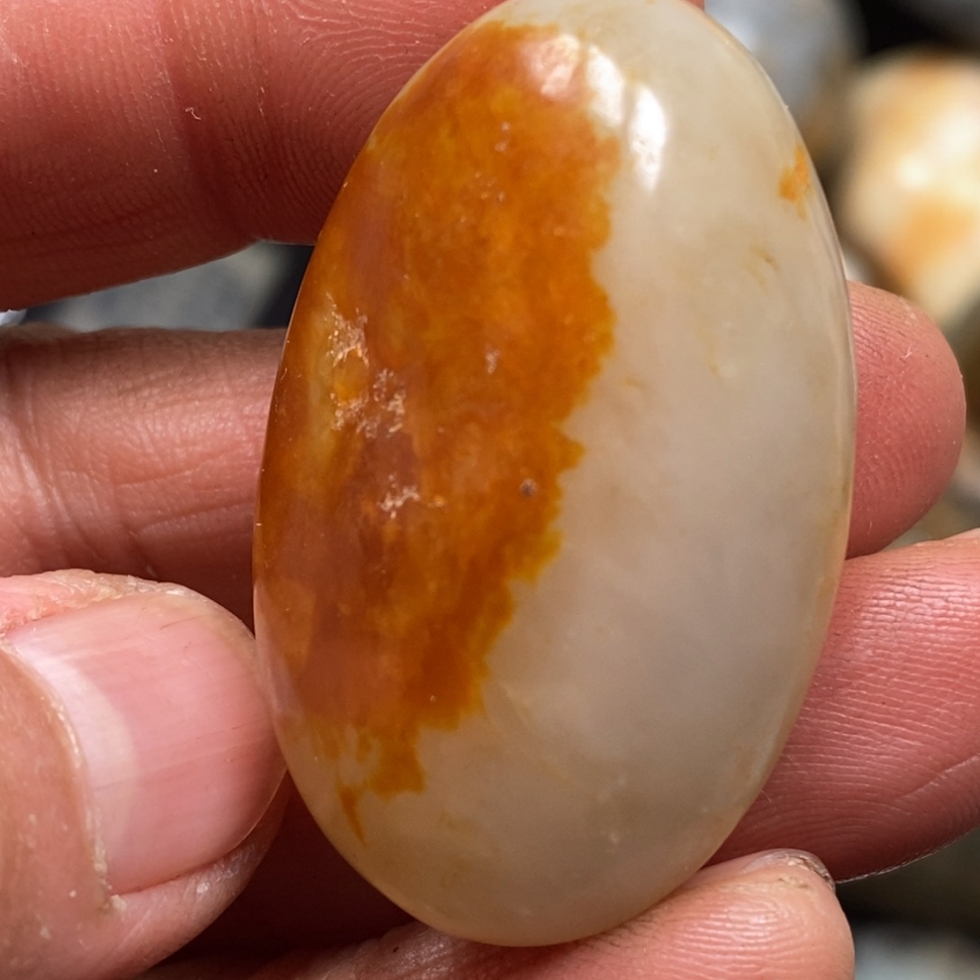 和田玉（糖玉）挂件未镶嵌