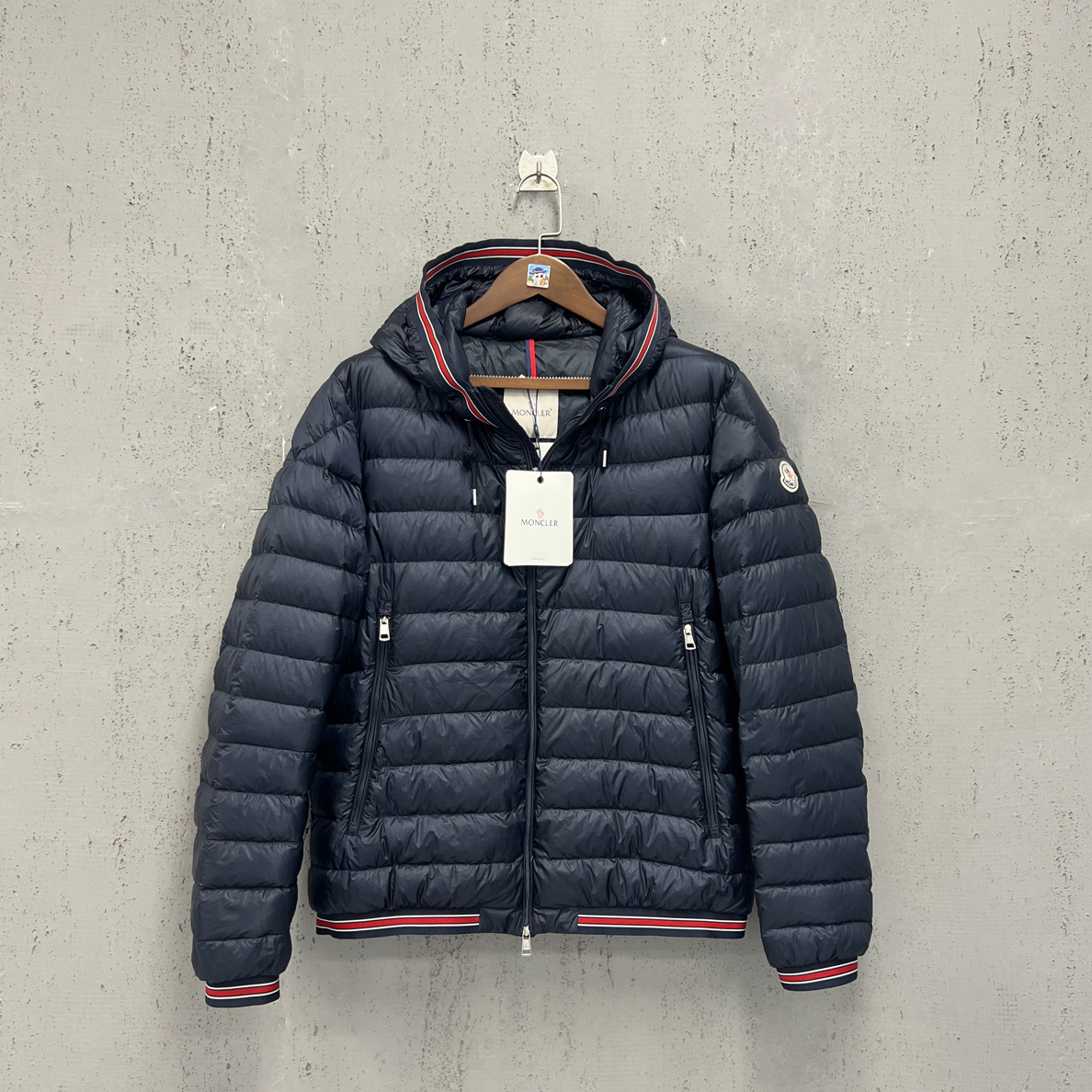 99新 MONCLER moncler藏青色红色彩条薄款羽绒服6码