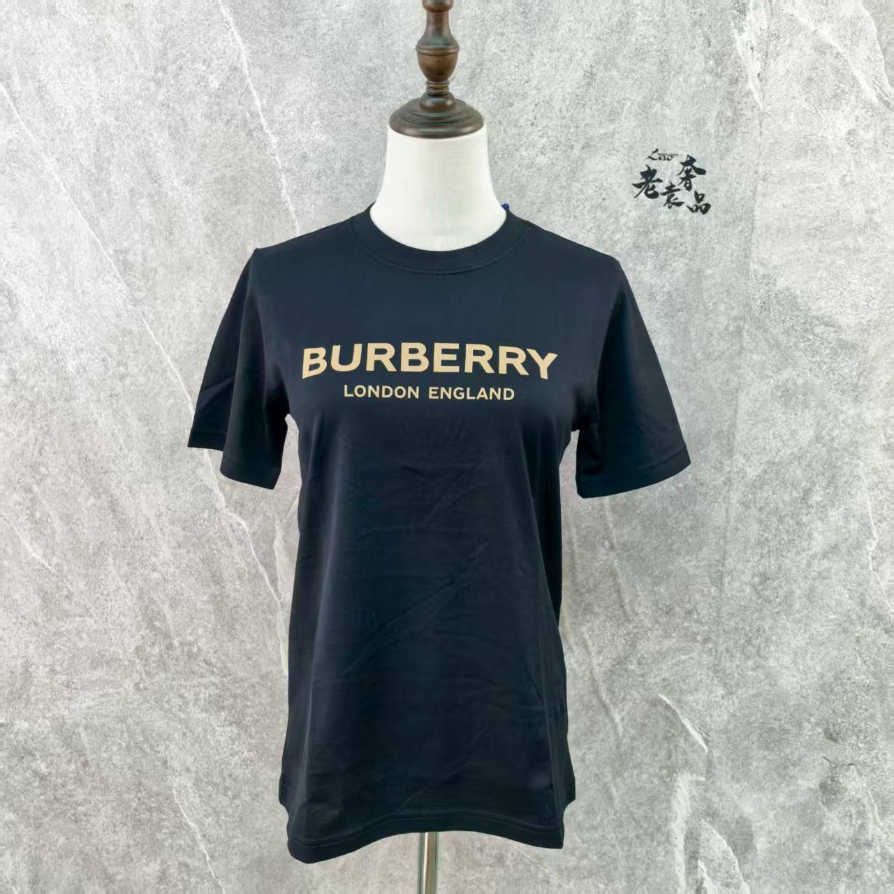 99新 BURBERRY/博柏利 海囤Q/巴宝莉衣服/L码/tr168381