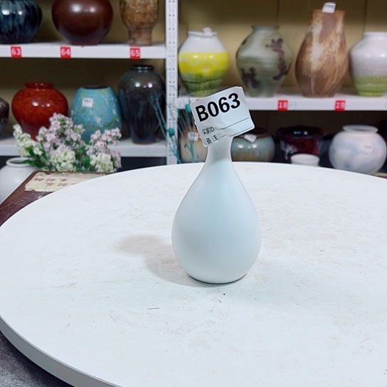 瓶高15口2。陶瓷精品摆件。063