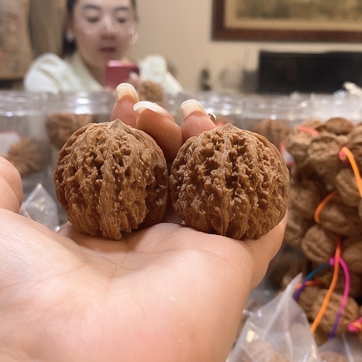 文玩核桃吊坠38边137狮子头