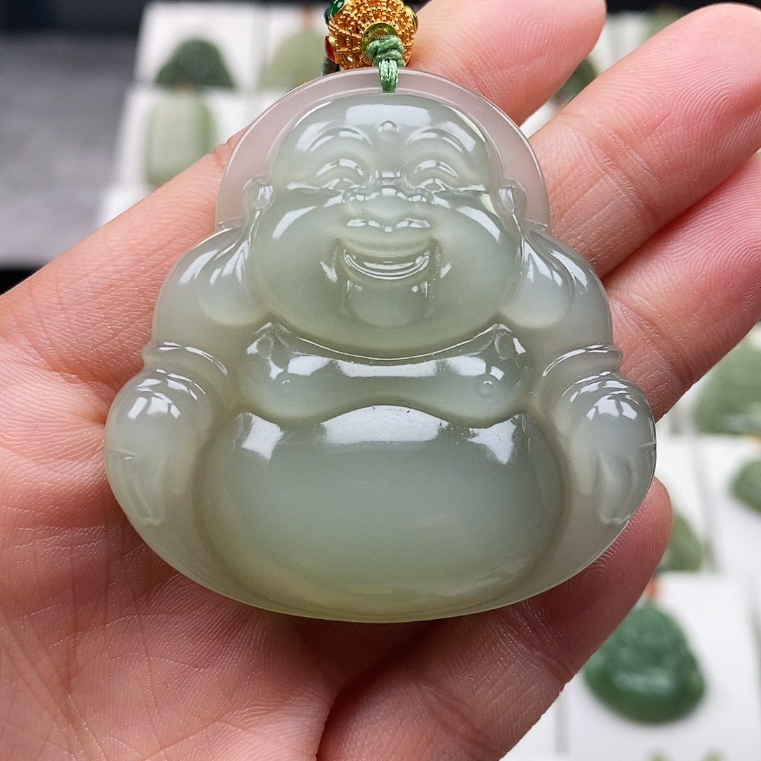 和田玉颈饰足金镶嵌阿*50