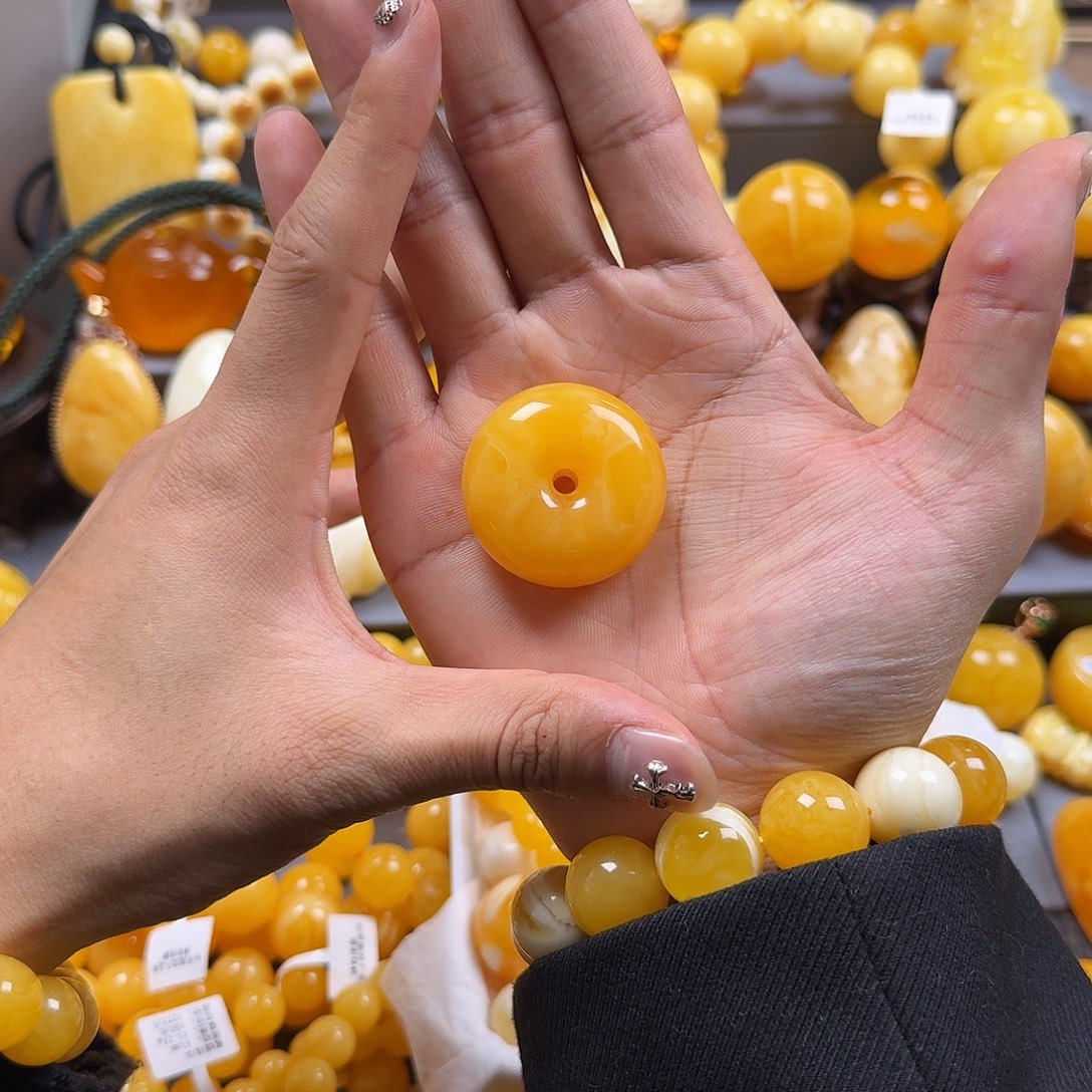 琥珀珠宝奇石未镶嵌平安扣