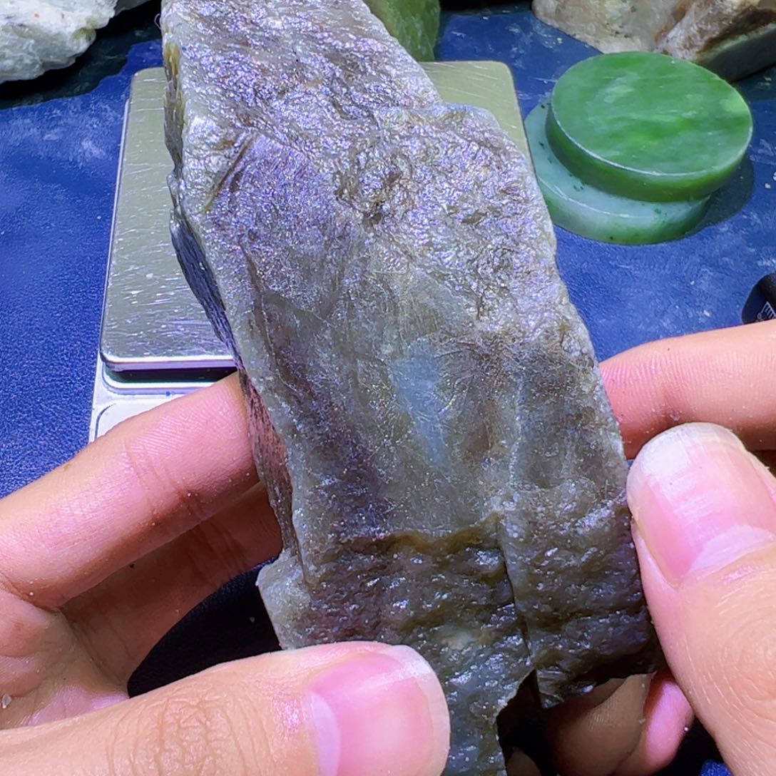 和田玉未镶嵌珠宝半成品